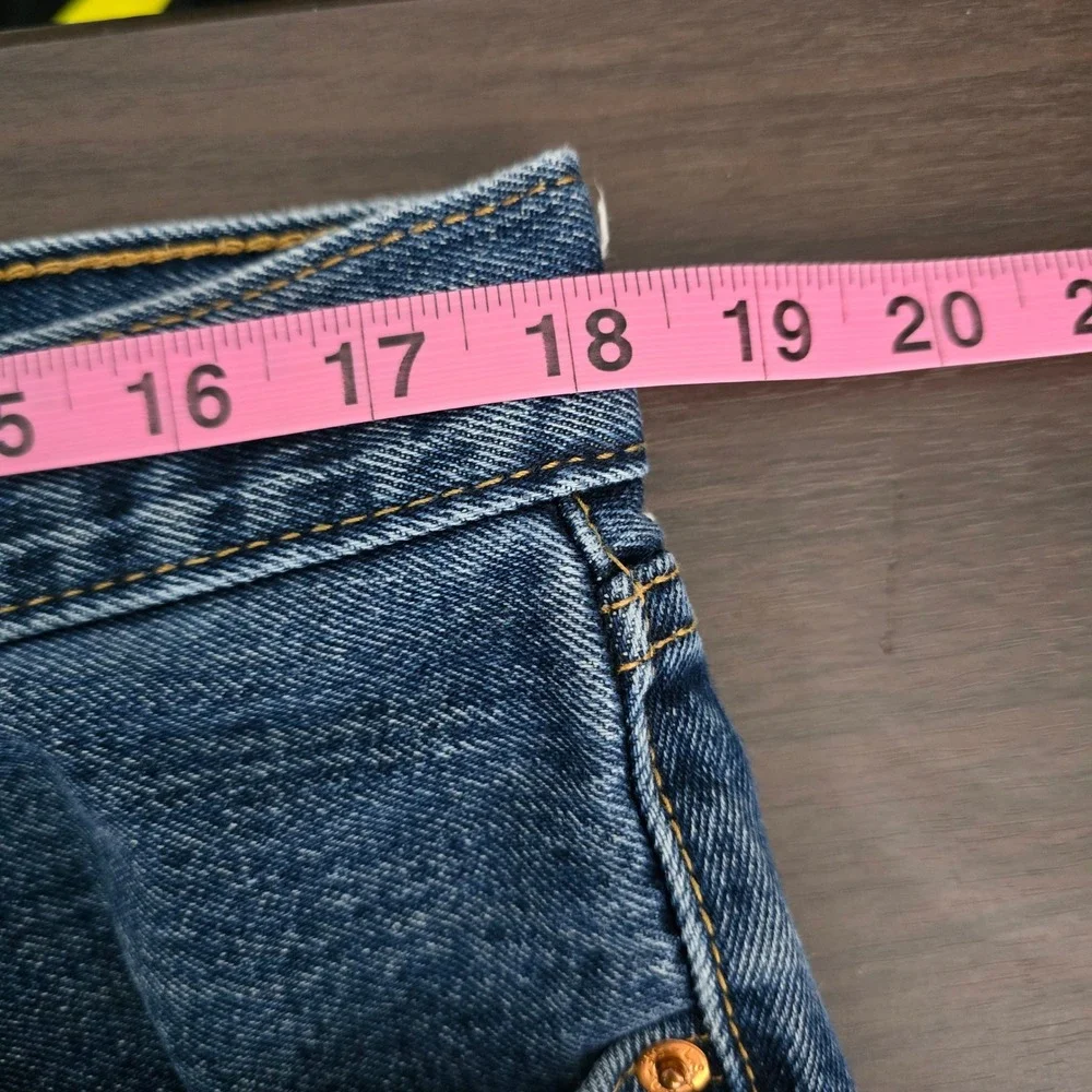 Levis 505 Regular Fit Straight Leg Jeans Mens 36x29 Medium‎ Wash Blue Denim